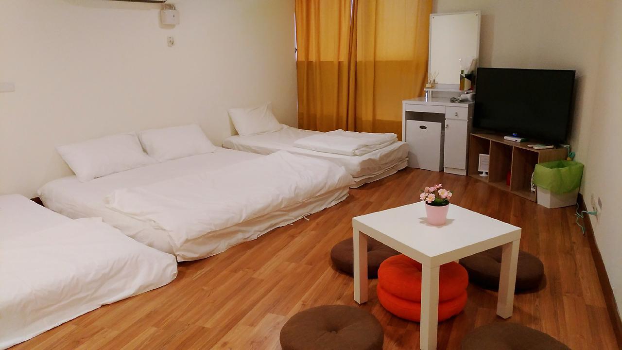 Apartamento Walk Around.Tainan Exterior foto